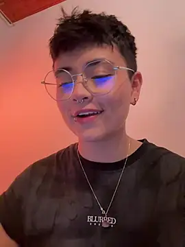 Ashley Chriss online show from December 30, 2024, 7:37 am