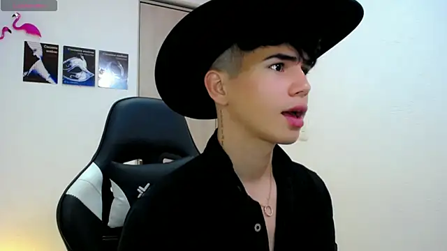 Snapshot of Tayson_Rivers chatting on September 22, 2025, 11:44 pm Tayson Rivers online show from September 22, 2025, 11:44 pm