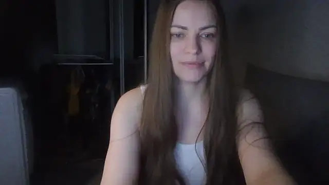 AnnaDiamond1 online show from April 19, 2026, 10:12 pm