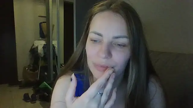 AnnaDiamond1 online show from June 24, 2026, 11:24 pm