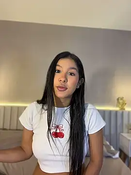 Snapshot of Aida_moreno chatting on May 1, 2026, 11:59 am Aida moreno online show from May 1, 2026, 11:59 am