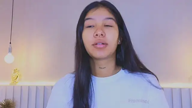 Aida moreno online show from October 26, 2025, 11:43 am