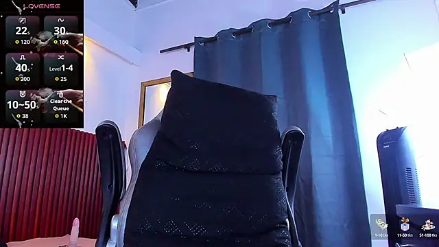 Snapshot of max_borman1 chatting on September 25, 2025, 1:17 pm max borman1 online show from September 25, 2025, 1:17 pm