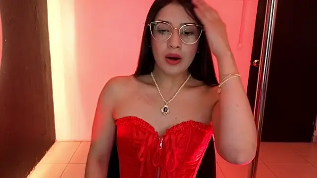 Emma Lombardi online show from October 31, 2025, 2:35 pm