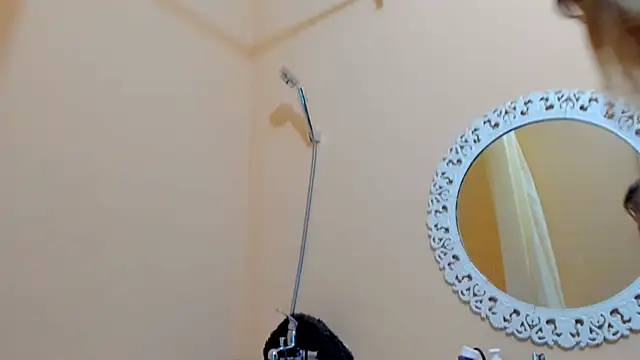 foxy blond online show from October 31, 2025, 12:29 am