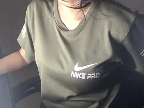 Snapshot of DevilErin chatting on January 17, 2026, 3:48 pm DevilErin online show from January 17, 2026, 3:48 pm