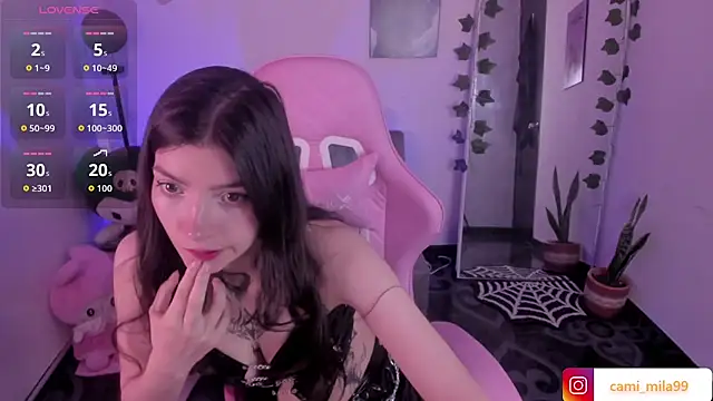 cami mila9 online show from October 27, 2025, 9:27 pm