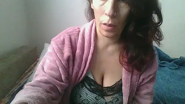 Snapshot of hairygirl80 chatting on November 14, 2025, 9:57 am hairygirl80 online show from November 14, 2025, 9:57 am