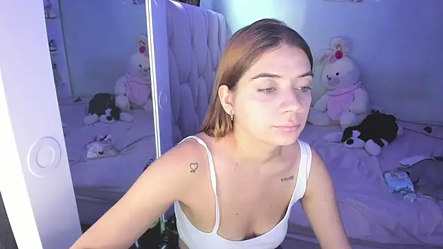 KittyKlum online show from February 5, 2026, 5:42 pm