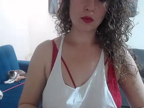 scarletardiente online show from October 1, 2025, 5:17 pm