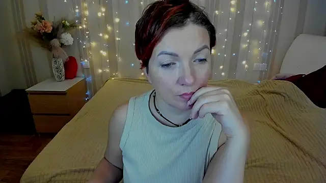 Katherine Fox online show from March 21, 2025, 8:17 am