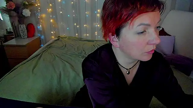 Katherine Fox online show from March 14, 2025, 7:26 am