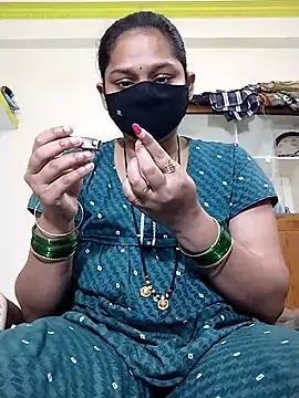 Snapshot of Kashish_18 chatting on January 17, 2026, 8:40 am Kashish 18 online show from January 17, 2026, 8:40 am