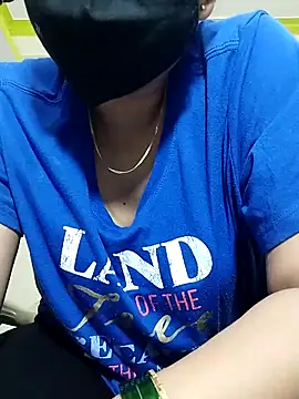 Snapshot of Kashish_18 chatting on March 3, 2026, 8:54 am Kashish 18 online show from March 3, 2026, 8:54 am