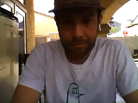 Snapshot of SmokingSloth chatting on April 16, 2026, 5:57 pm SmokingSloth online show from April 16, 2026, 5:57 pm