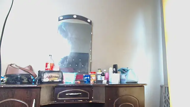 DarkDivva24 online show from October 30, 2025, 12:03 pm