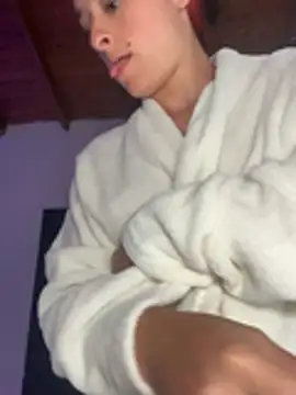 Snapshot of hannaa_brown chatting on May 22, 2026, 1:36 am hannaa brown online show from May 22, 2026, 1:36 am