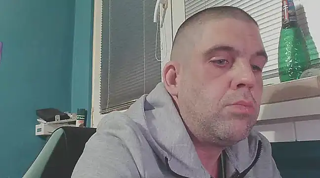 YouWantMe666 online show from February 10, 2025, 6:45 pm