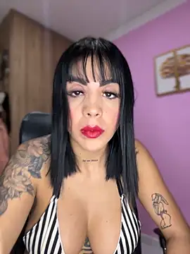 Tamyjenkins1 online show from October 31, 2025, 3:47 am