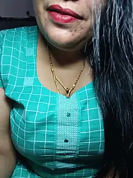 Snapshot of sneha_rose chatting on June 1, 2026, 5:29 am sneha rose online show from June 1, 2026, 5:29 am