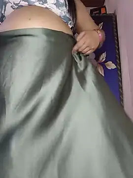 Snapshot of sneha_rose chatting on June 3, 2026, 6:14 am sneha rose online show from June 3, 2026, 6:14 am