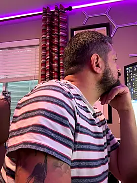 boytoyfrindles online show from October 24, 2025, 6:07 pm