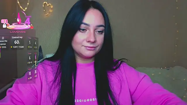 Snapshot of Emelyblum chatting on November 15, 2025, 10:58 pm Emelyblum online show from November 15, 2025, 10:58 pm