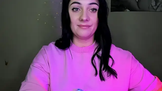 Snapshot of Emelyblum chatting on December 3, 2024, 11:51 pm Emelyblum online show from December 3, 2024, 11:51 pm