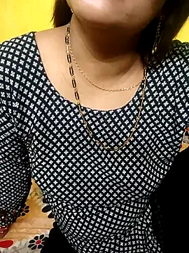 Sexyranibhabhi online show from April 14, 2026, 2:11 pm