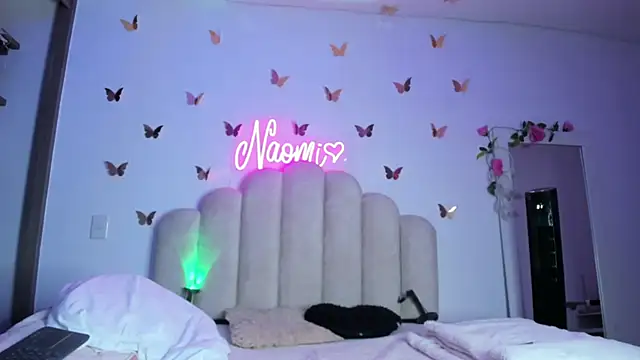 NaomiAsha online show from November 7, 2025, 11:30 pm