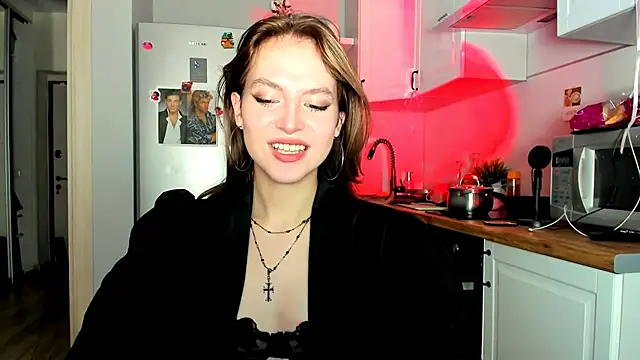 Niky  Jess online show from February 25, 2025, 8:00 pm