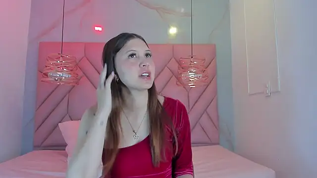 Snapshot of AngelaaCute_ chatting on May 11, 2026, 12:06 pm AngelaaCute online show from May 11, 2026, 12:06 pm