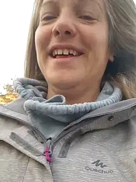 Dark Angel 22 online show from April 24, 2026, 4:36 am