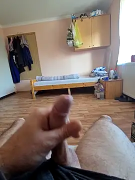 Snapshot of kisbiro77777 chatting on November 8, 2025, 1:14 pm kisbiro77777 online show from November 8, 2025, 1:14 pm