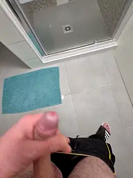 kisbiro77777 online show from March 11, 2026, 9:20 pm