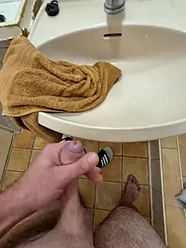 Snapshot of kisbiro77777 chatting on October 25, 2025, 10:58 am kisbiro77777 online show from October 25, 2025, 10:58 am