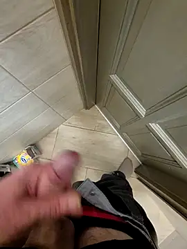 kisbiro77777 online show from April 11, 2026, 1:15 pm