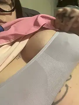 Snapshot of SharonSharpblade chatting on January 16, 2025, 4:39 pm SharonSharpblade online show from January 16, 2025, 4:39 pm