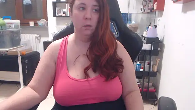 Snapshot of valerysexy chatting on December 16, 2025, 10:14 pm valerysexy online show from December 16, 2025, 10:14 pm