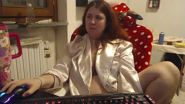 Snapshot of valerysexy chatting on November 11, 2025, 9:31 pm valerysexy online show from November 11, 2025, 9:31 pm