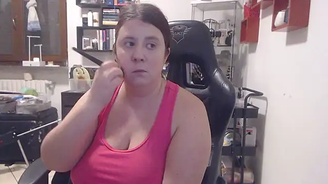 Snapshot of valerysexy chatting on December 22, 2025, 9:48 pm valerysexy online show from December 22, 2025, 9:48 pm