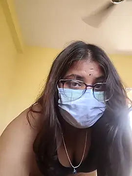 Snapshot of Hotmilfxox chatting on April 8, 2026, 10:17 am Hotmilfxox online show from April 8, 2026, 10:17 am