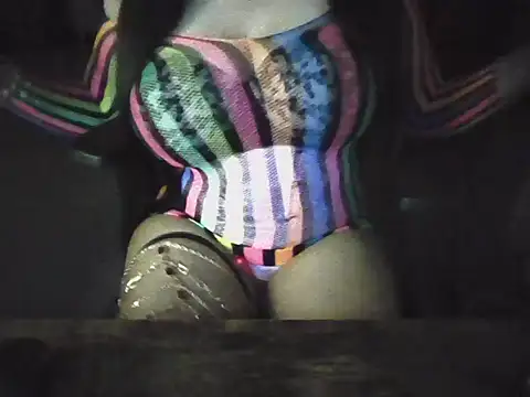 Snapshot of JulieJoe_ chatting on October 29, 2025, 4:39 pm JulieJoe  online show from October 29, 2025, 4:39 pm