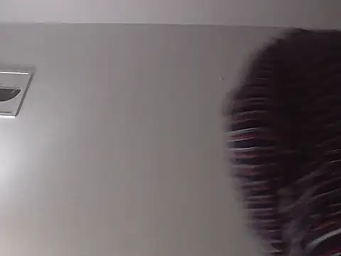 Snapshot of Frescon90 chatting on November 18, 2025, 8:45 pm Frescon90 online show from November 18, 2025, 8:45 pm