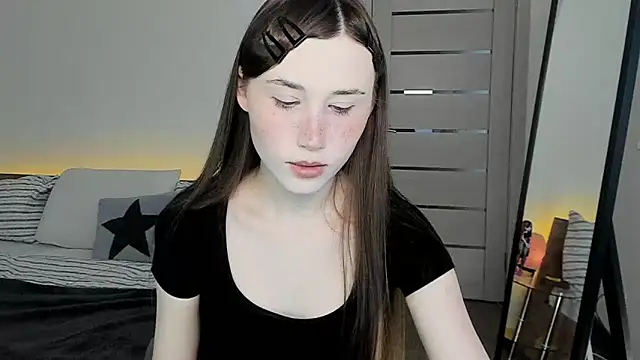 Stella Sunny online show from May 22, 2026, 2:15 pm