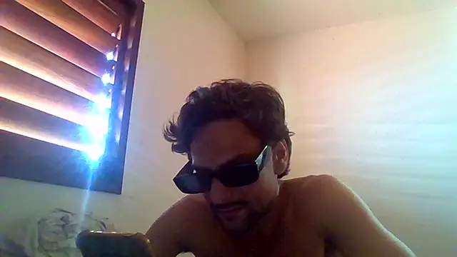 couplemilk online show from January 6, 2025, 6:52 pm