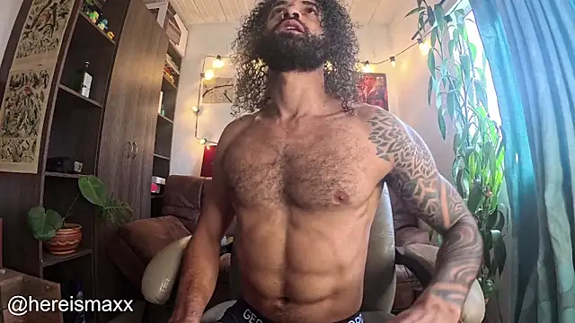 MaxG   online show from October 27, 2025, 5:25 pm