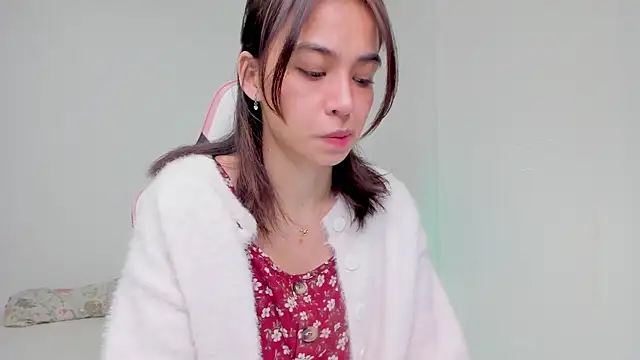 Snapshot of Adriennesexxx chatting on February 11, 2025, 11:20 am Adriennesexxx online show from February 11, 2025, 11:20 am