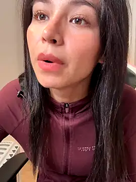 Adriennesexxx online show from January 6, 2026, 5:50 pm