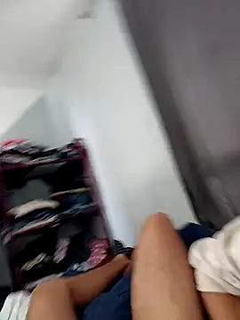 Snapshot of Cuessy chatting on October 26, 2025, 3:23 pm Cuessy online show from October 26, 2025, 3:23 pm